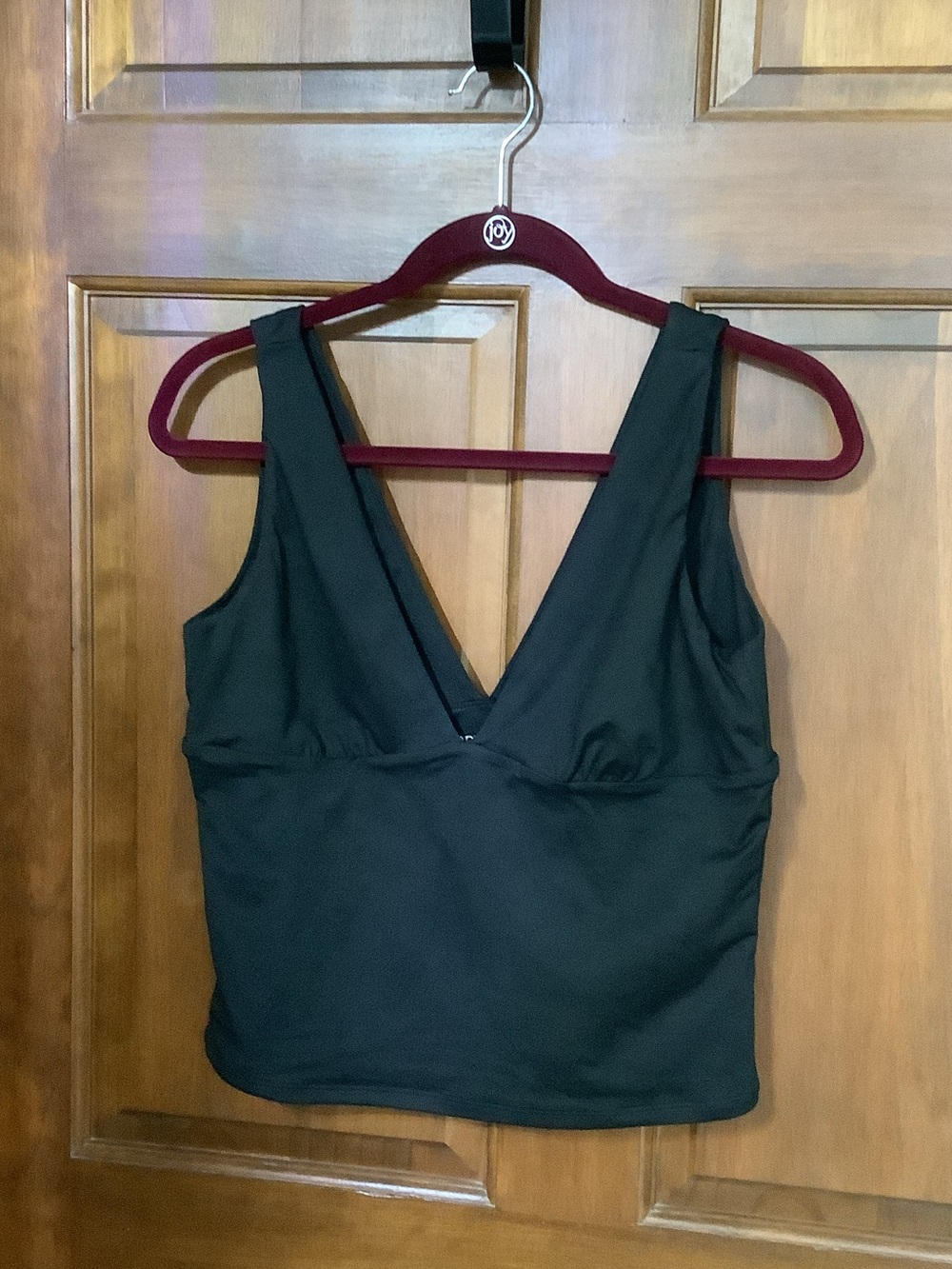 ReoRia Black V-Neck Top